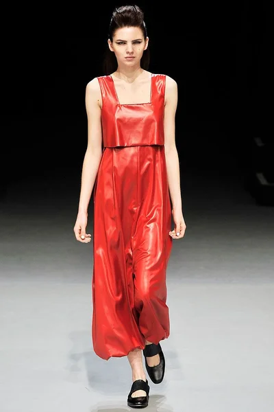 Look 7